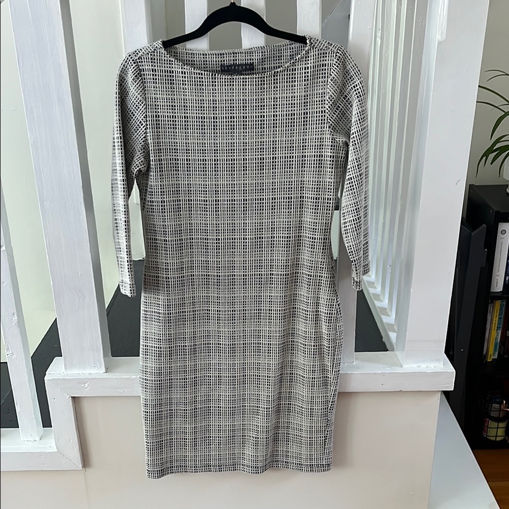 Sharagano Gray and White Sheath Dress Long Sleeve Bateau